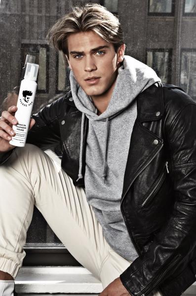 AVENUE MAN